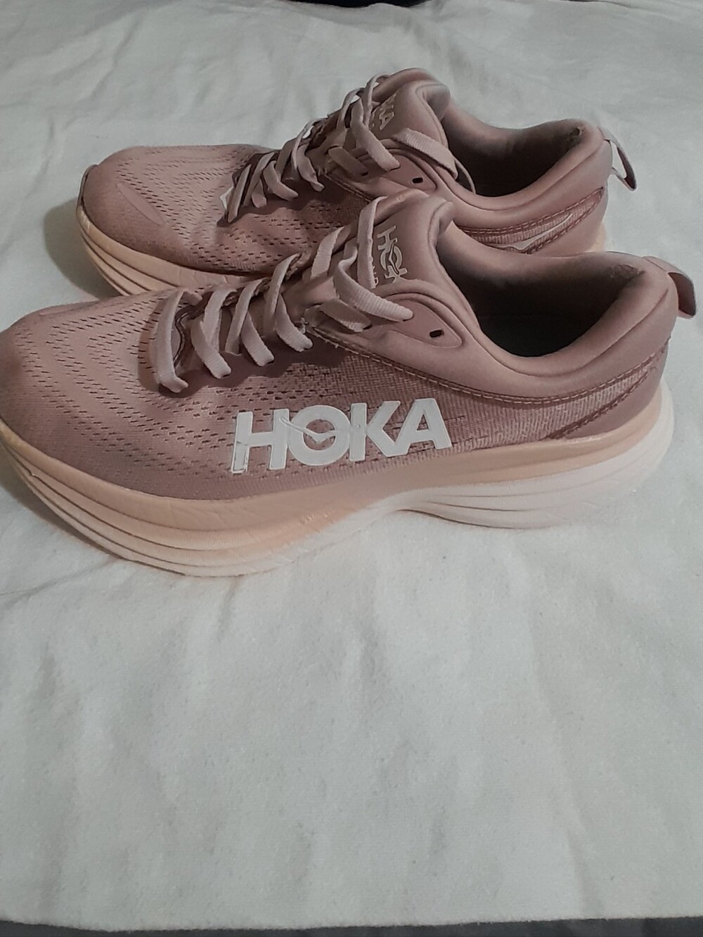 HOKA Bondi 8 Women's Running Shoes in Dusty Pink - Picture 2 of 11